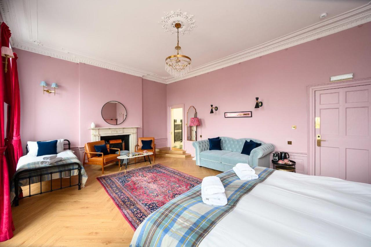 Spacious City Centre Family Room Edinburgh Exterior foto